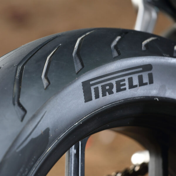 Llanta Para Moto 150/60-17 Angel City R Tl 66s Pirelli - Imagen 5